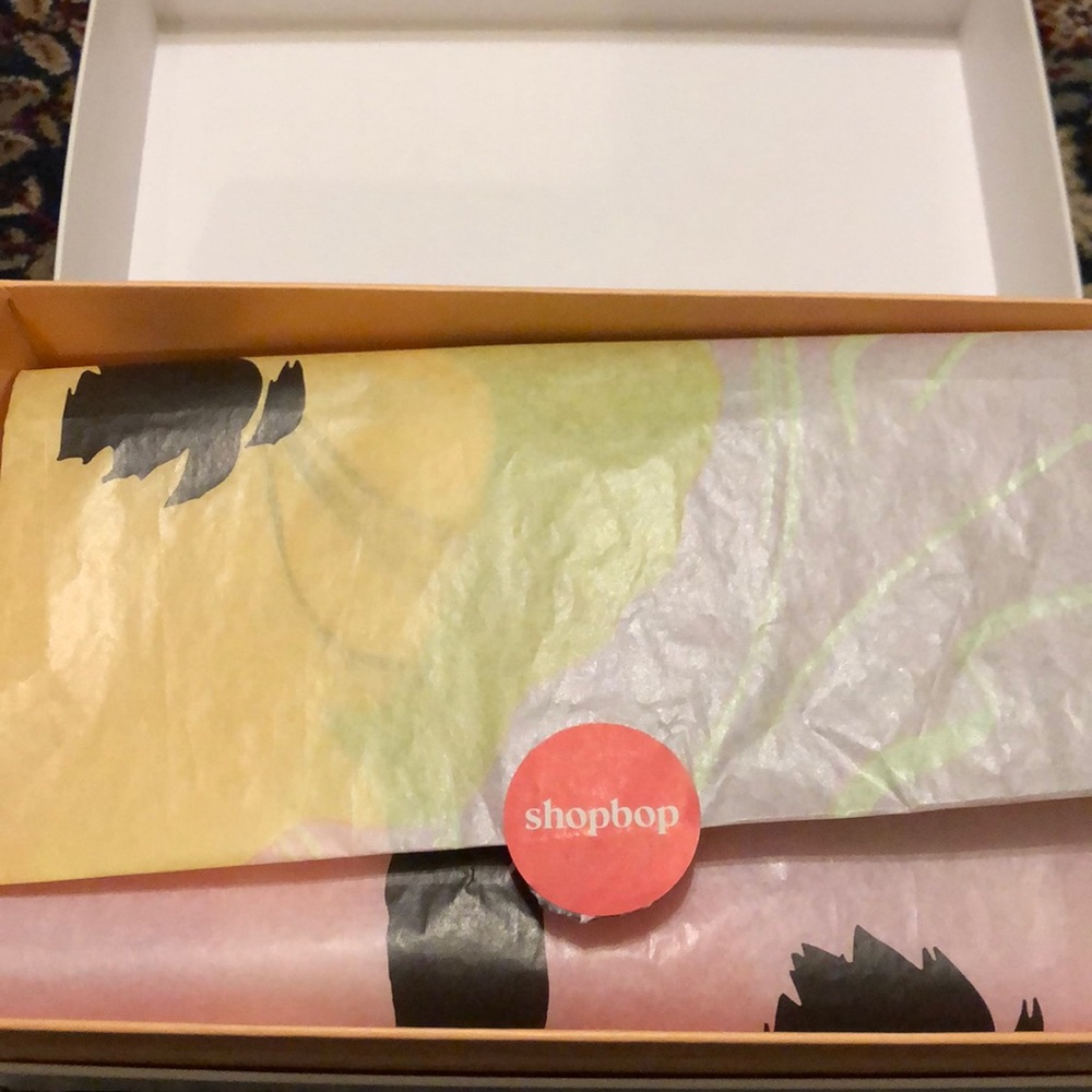 Shopbop Box - Picture 2 of 5